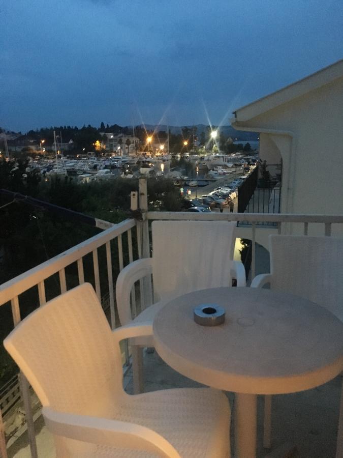 Pakovo Apartments Andrija Tivat Kültér fotó