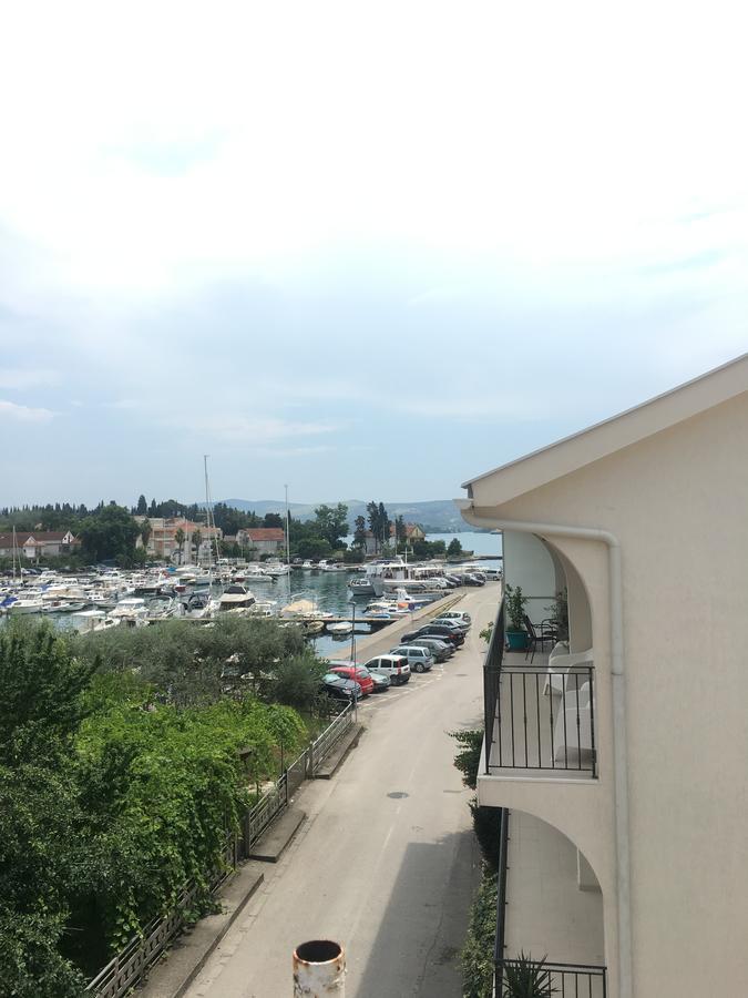 Pakovo Apartments Andrija Tivat Kültér fotó